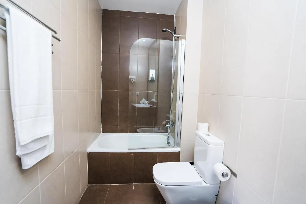 Lisbon Arsenal Suites 3*,