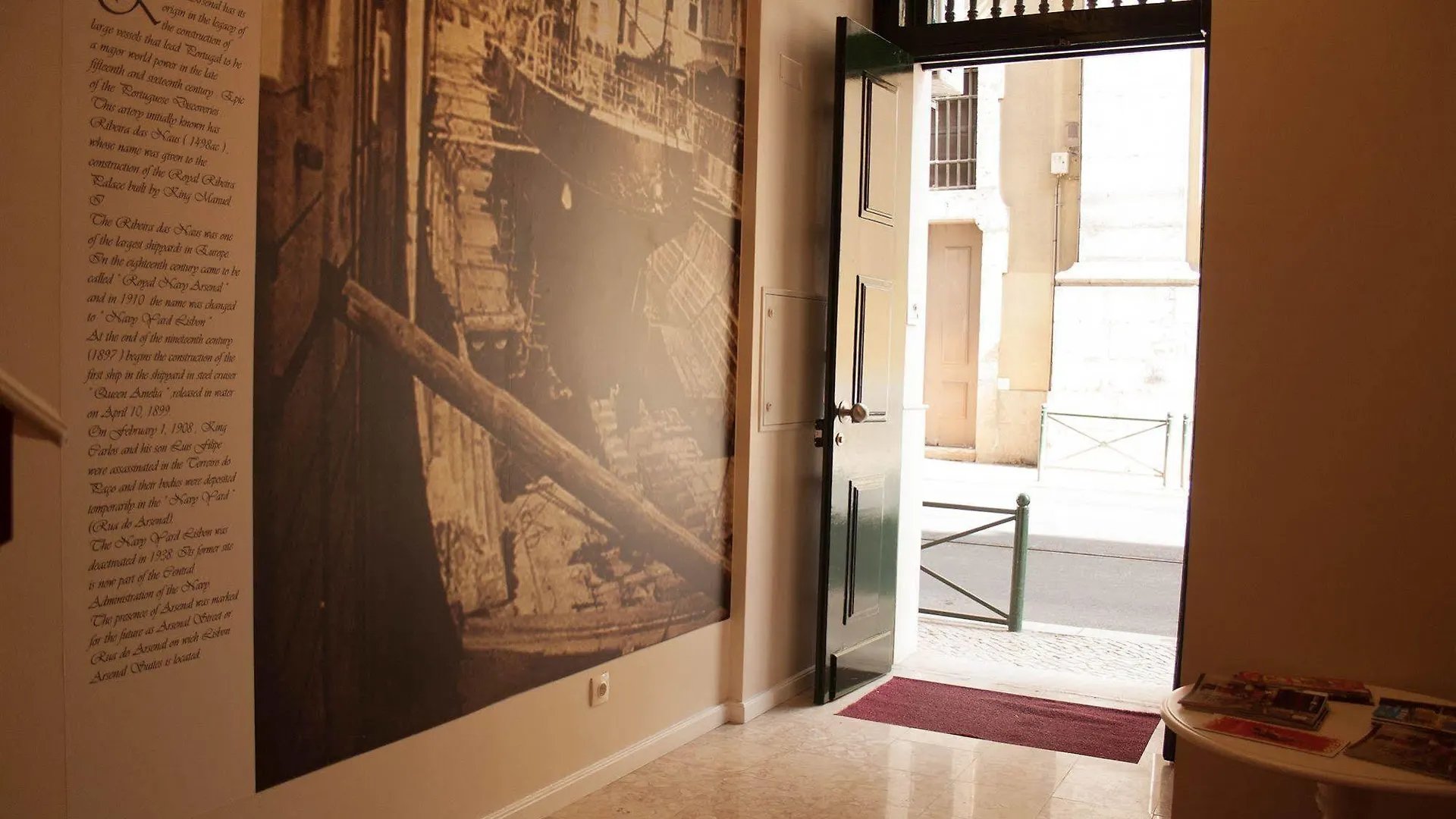 Aparthotel Lisbon Arsenal Suites